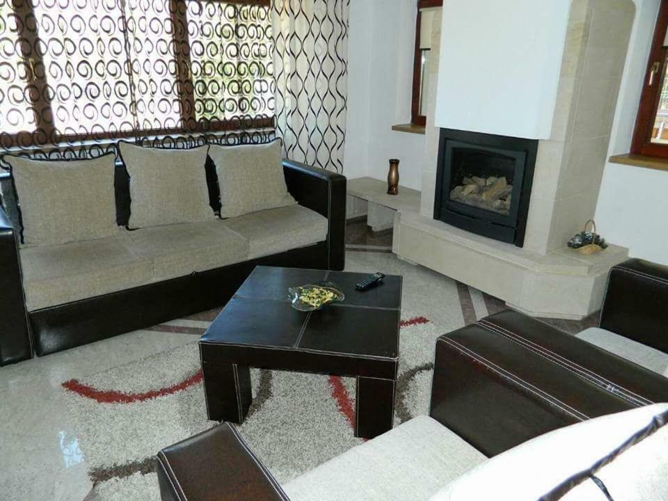 Villa Casa Cristian Sinaia Esterno foto
